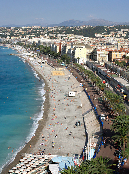 Section: "Stay at Premium Locations in France"